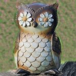 (image for) Daisy Eyes Owl Garden Figurine