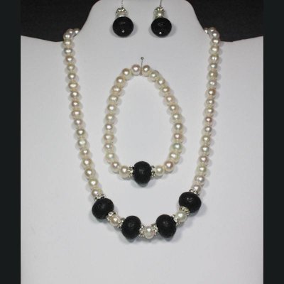 (image for) Onyx & Pearls Necklace Bracelet & Earrings Jewelry Set