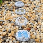 (image for) Stepping Stone Set of 4 Hand Prints Fairy Garden Figurine