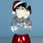 (image for) Black & White Cat Figurine Christmas Light Up Glitter Globe