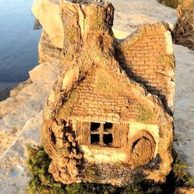 (image for) Enchanted Hollow Fairy House Garden Figurine