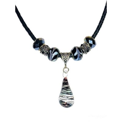 (image for) Black Sorceress Tear Drop Beaded Necklace